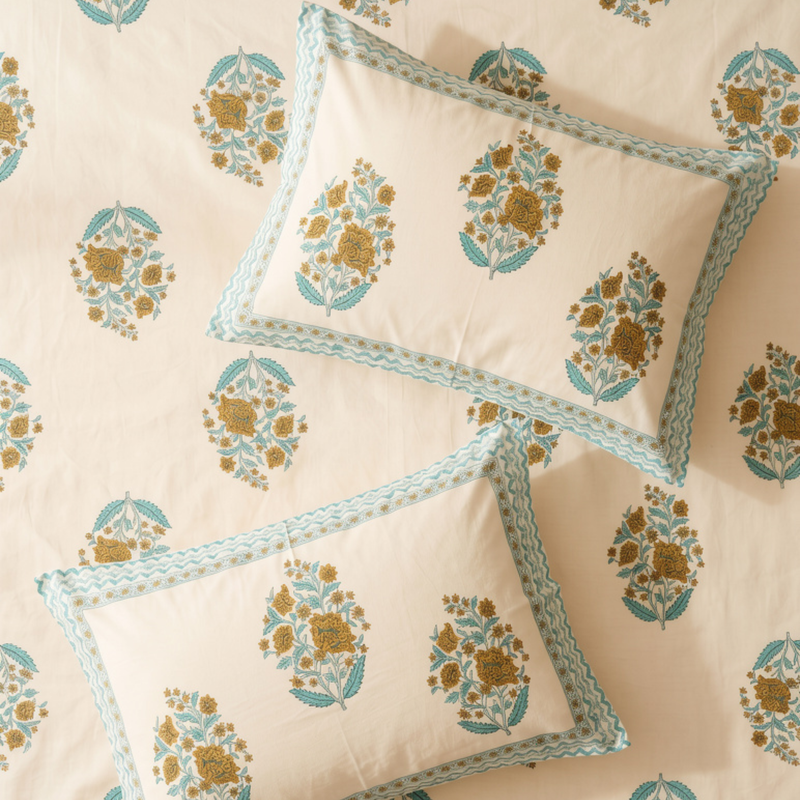 Naksh Royal Sajawat Queen Size Bedsheet - Turquoise Floral (Turquoise Blue)